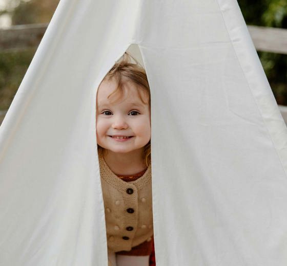 Pascals Girl in Teepee